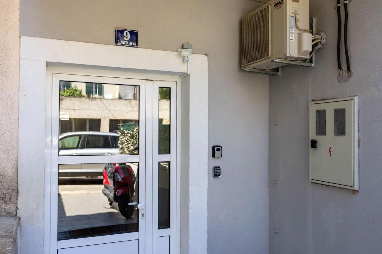 Apartman Klara Bacvice Split Exteriér fotografie